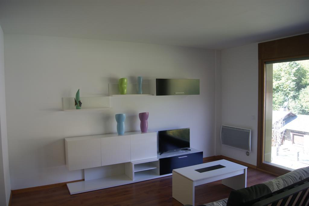 Apartaments Els Esquiadors Llorts Dış mekan fotoğraf